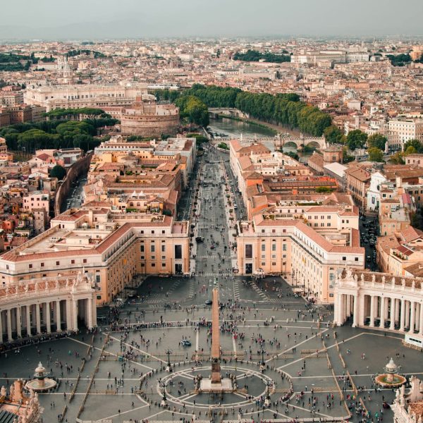 rome caleb-miller-0Bs3et8FYyg-unsplash